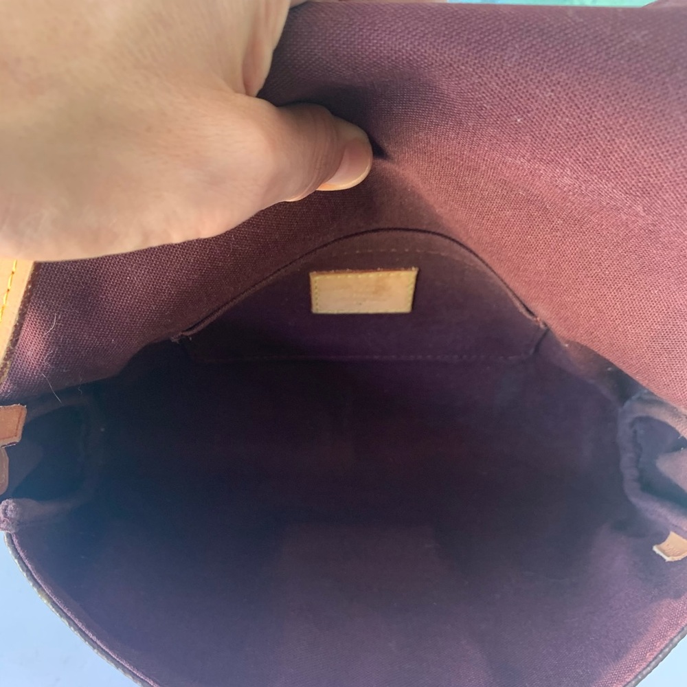 Louis Vuitton The Favorite MM - Monogram Crossbody with both straps - Picture 15 of 16